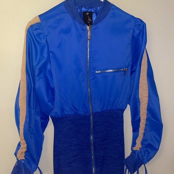 Royal Blue sweater dress - Picture 1 of 4